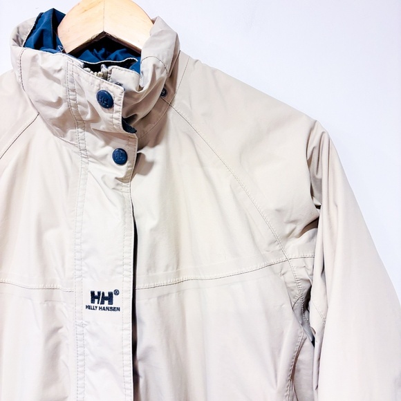 HELLY HANSEN – Beige waterproof jacket | Lightweight outdoor coat | Small * - Picture 4 of 11